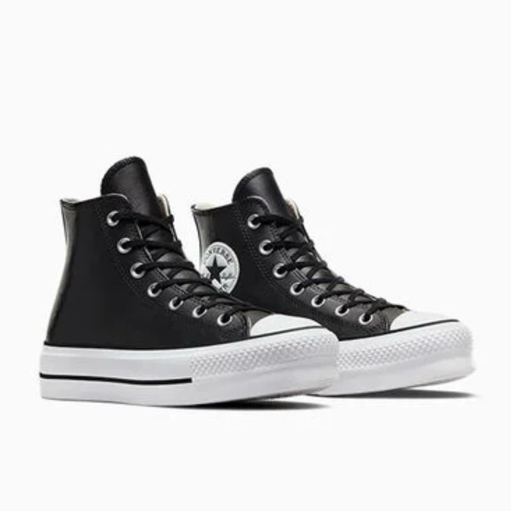 Chuck Taylor All Star Leather Platform